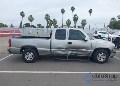 2000 Chevrolet Silverado 1500 Ls z USA, uszkodzony, nr VIN 2GCEC19T5Y1171407
